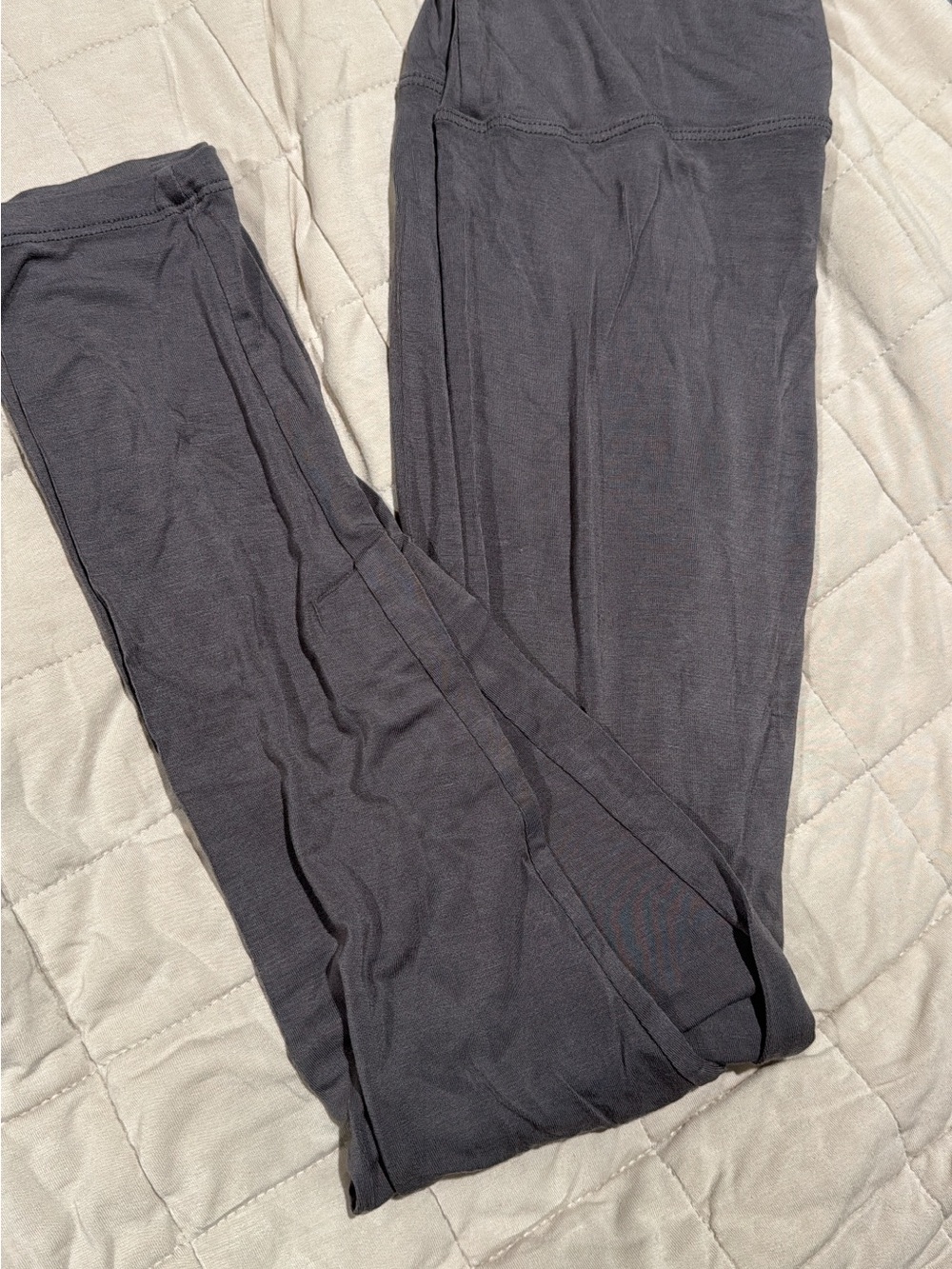 KYTE BABY Women’s small charcoal legging